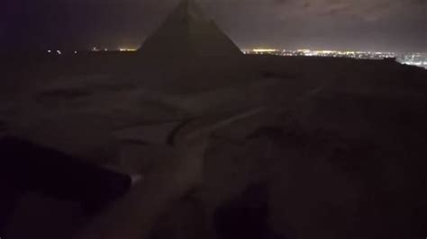 couple fuck on great pyramid|Egypt investigates explicit video and photos at top of Great。